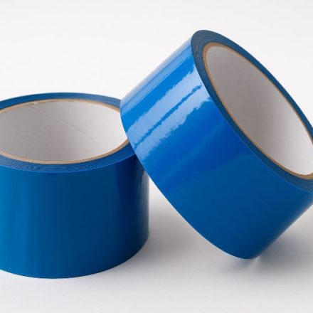 Modrá akrylová balicí páska 48 mm x 45 m na krabičky a balení