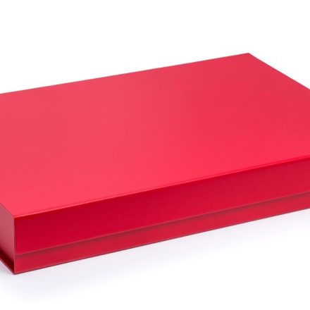 Plochá červená magnetická skříňka XL 500x340x70 mm za dar