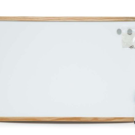 Bílá magnetická deska 90x60 cm v dřevěném rámu